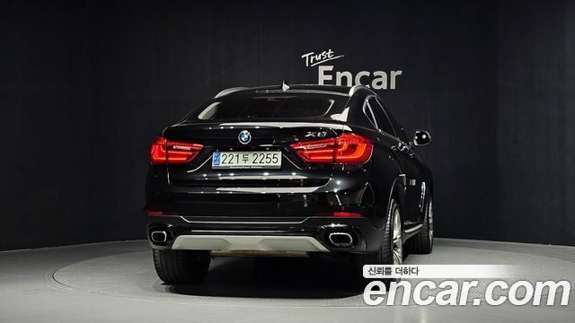 BMW X6 2018 — photo 4