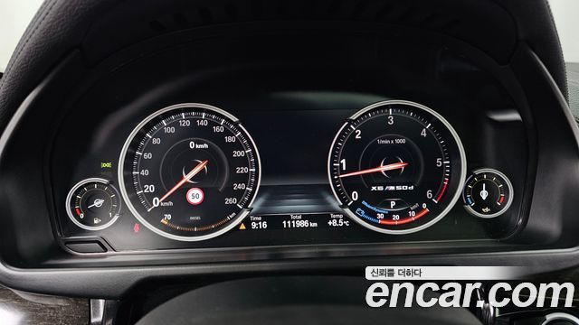 BMW X6 2018 — photo 11
