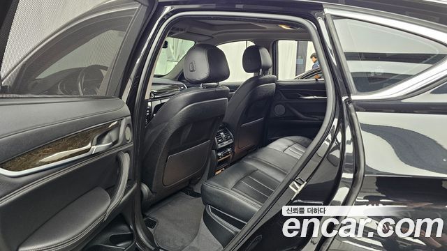 BMW X6 2018 — photo 18