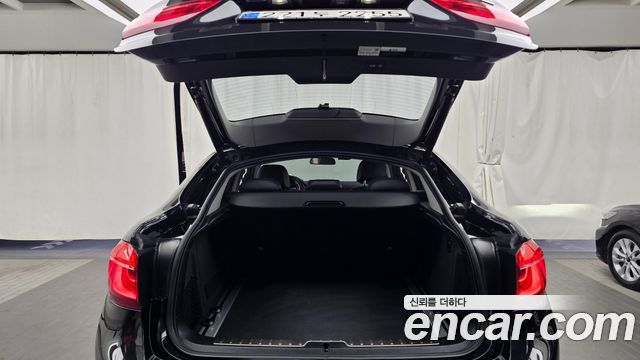 BMW X6 2018 — photo 25