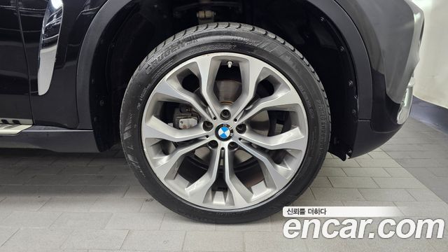 BMW X6 2018 — photo 7