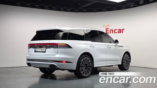 Lincoln Aviator 2022 — photo 2