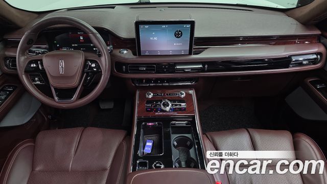 Lincoln Aviator 2022 — photo 10