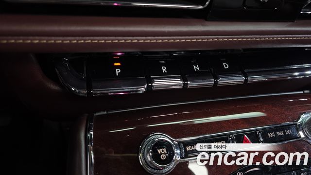 Lincoln Aviator 2022 — photo 12