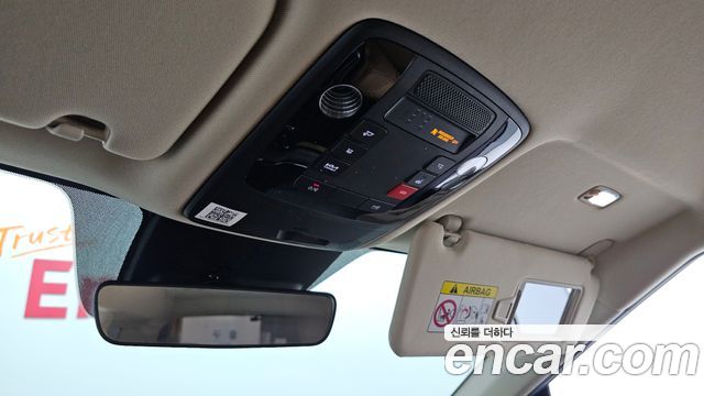 Kia Canival 2023 — photo 25
