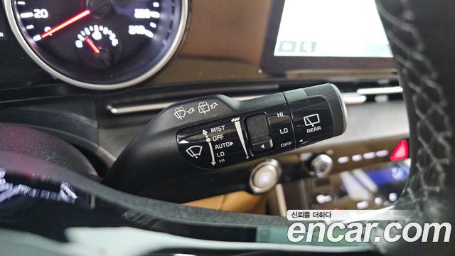 Kia Canival 2023 — photo 27