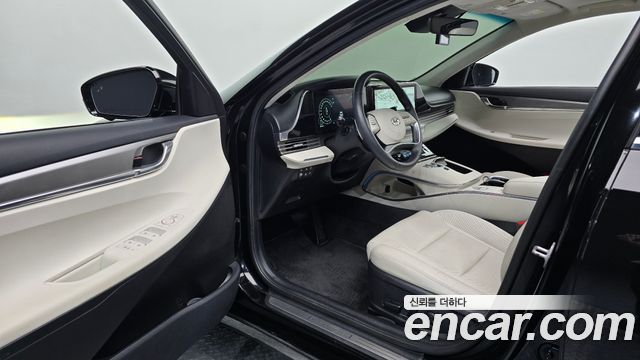 Hyundai Grandeur 2023 — photo 13