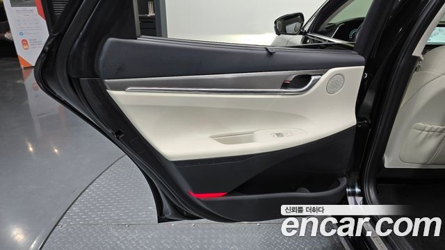 Hyundai Grandeur 2023 — photo 15