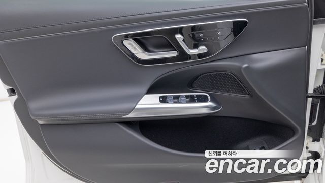 Mercedes-Benz E-Class 2026 — photo 15
