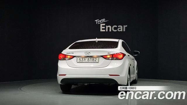 Hyundai AVANTE 2015 — photo 4