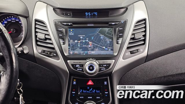 Hyundai AVANTE 2015 — photo 20