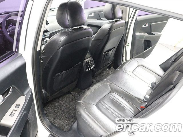 Kia Sportage 2015 — photo 16