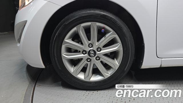 Hyundai AVANTE 2015 — photo 5