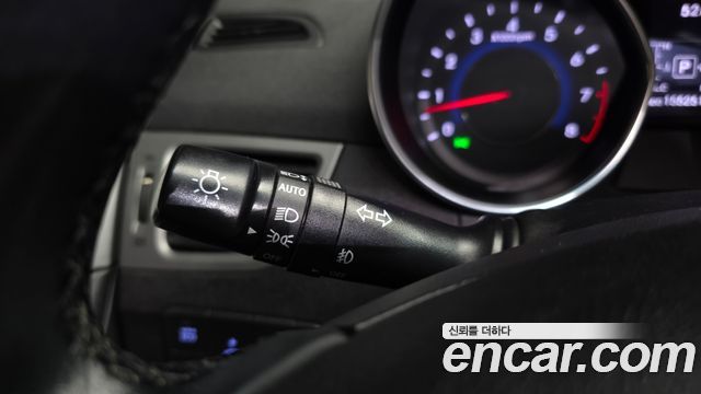 Hyundai AVANTE 2015 — photo 27