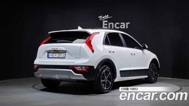 Kia Niro 2024 — photo 2