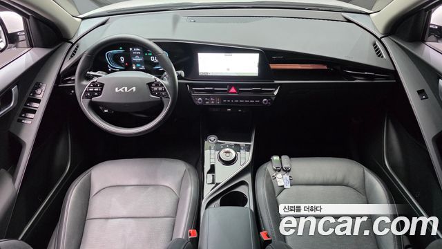 Kia Niro 2024 — photo 10