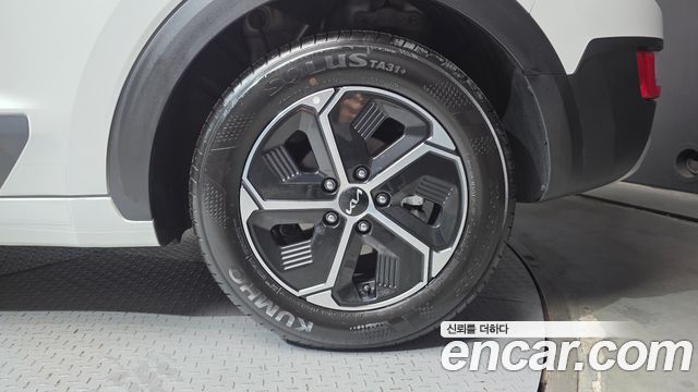 Kia Niro 2024 — photo 7