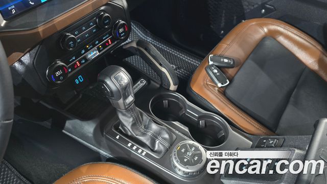 Ford Bronco 2024 — photo 12