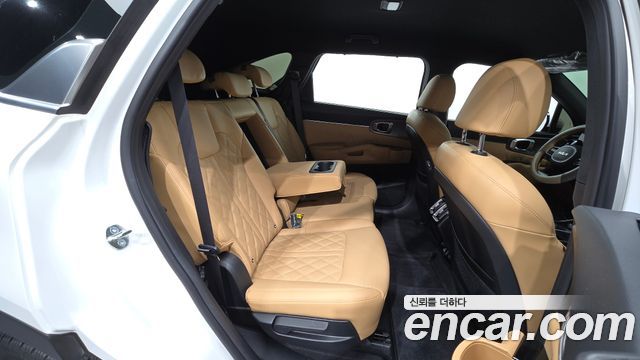 Kia Sorento 2023 — photo 17