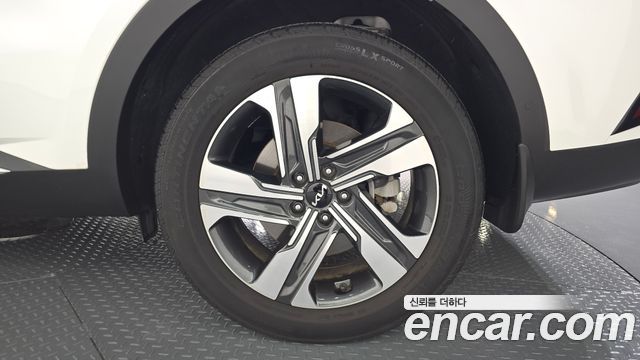 Kia Sorento 2023 — photo 7