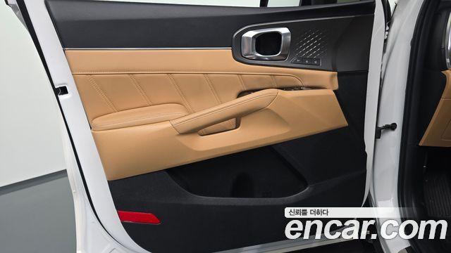 Kia Sorento 2023 — photo 14
