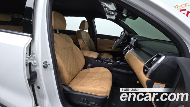 Kia Sorento 2023 — photo 16