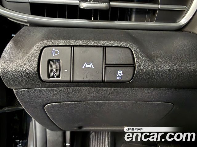 Hyundai AVANTE 2023 — photo 12