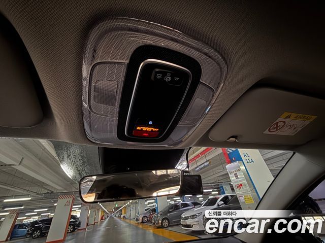 Hyundai AVANTE 2023 — photo 18