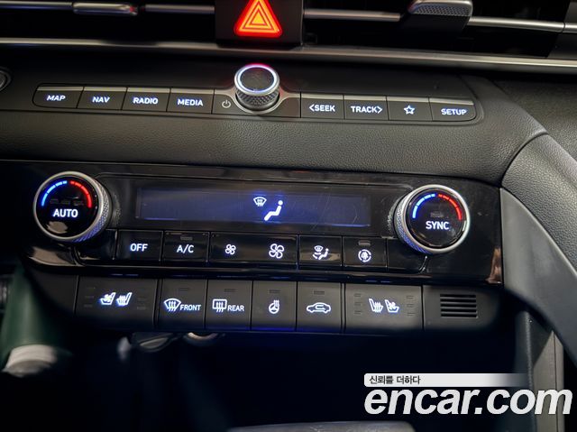 Hyundai AVANTE 2023 — photo 20