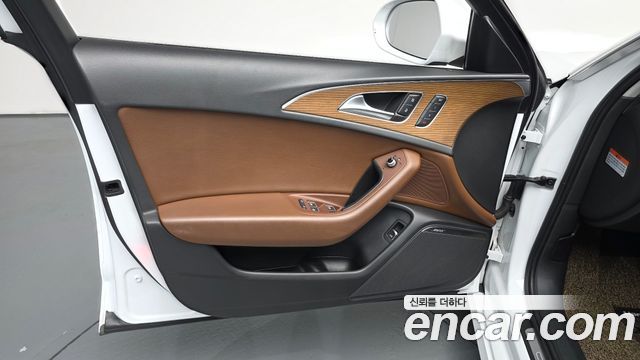 Audi A6 2016 — photo 14
