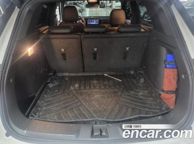 Chevrolet Korea Trailblazer 2024 — photo 12
