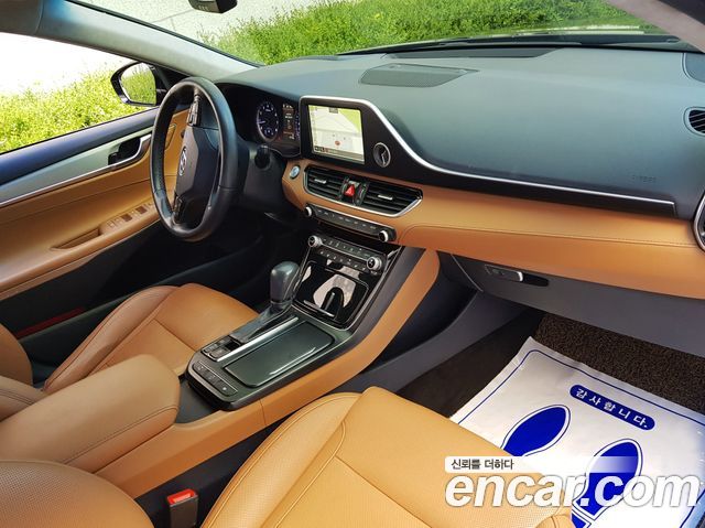 Hyundai Grandeur 2018 — photo 1