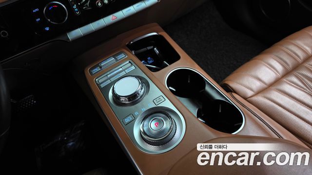 Genesis GV70 2021 — photo 9