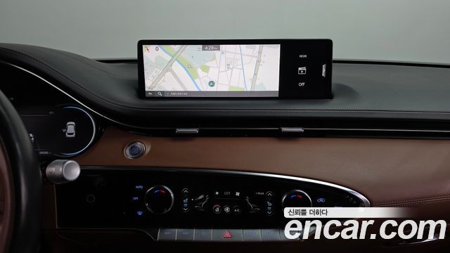 Genesis GV70 2021 — photo 13