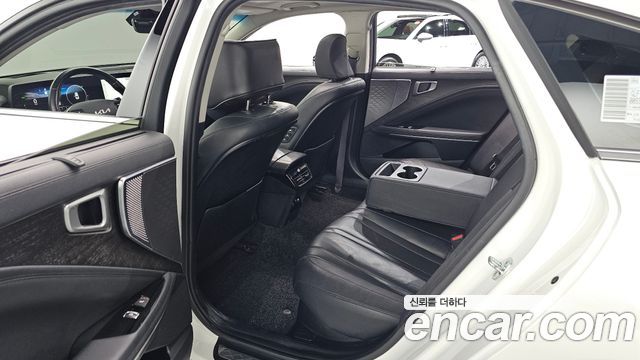 Kia K8 2022 — photo 17