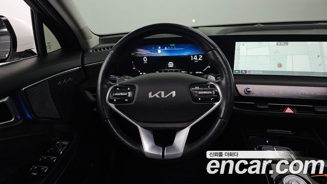 Kia K8 2022 — photo 18