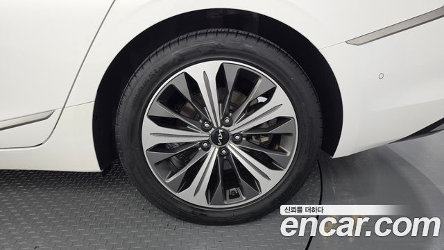 Kia K8 2022 — photo 7