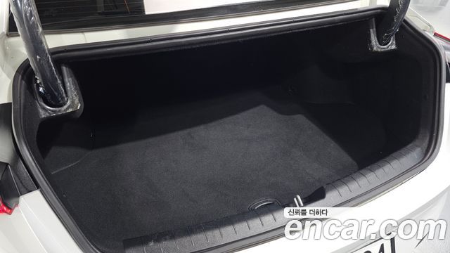 Kia K8 2022 — photo 31
