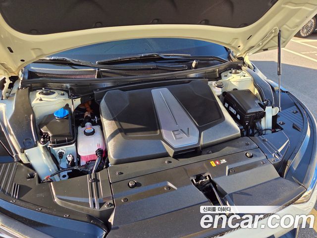 Kia EV6 2023 — photo 6