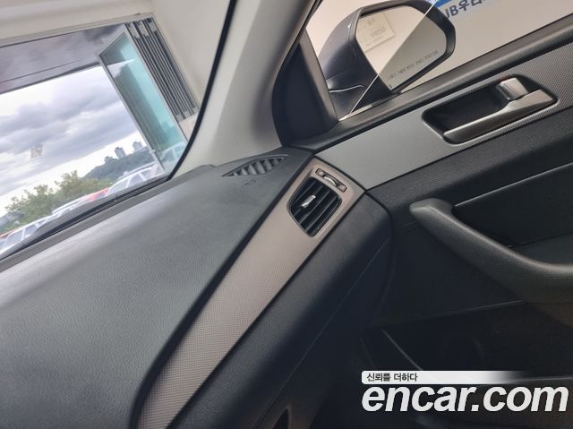Hyundai Sonata 2019 — photo 13