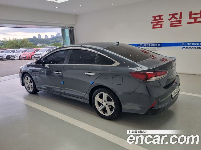 Hyundai Sonata 2019 — photo 17