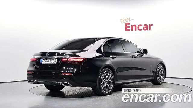 Mercedes-Benz E-Class 2021 — photo 2