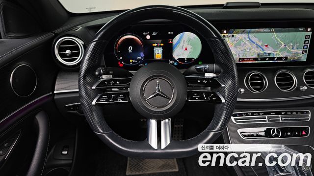 Mercedes-Benz E-Class 2021 — photo 18