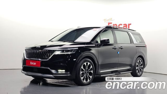 Kia Canival 2021 — photo 1