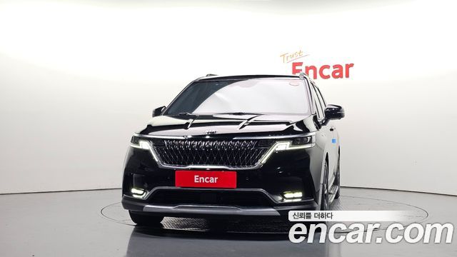 Kia Canival 2021 — photo 3