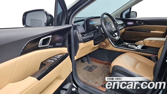 Kia Canival 2021 — photo 13