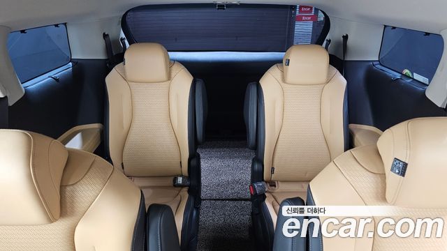 Kia Canival 2021 — photo 18