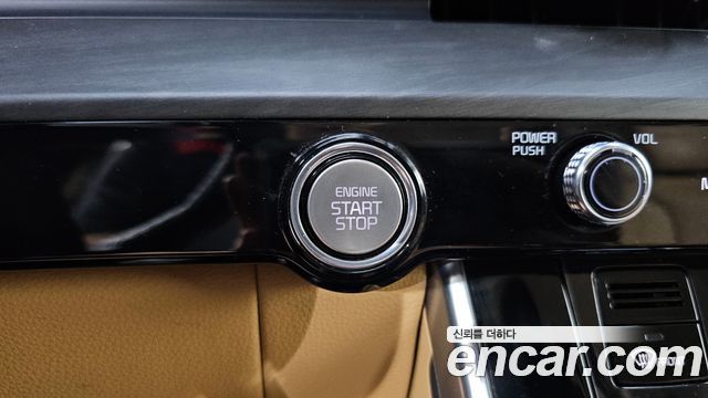 Kia Canival 2021 — photo 25