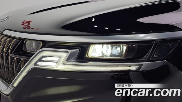 Kia Canival 2021 — photo 8