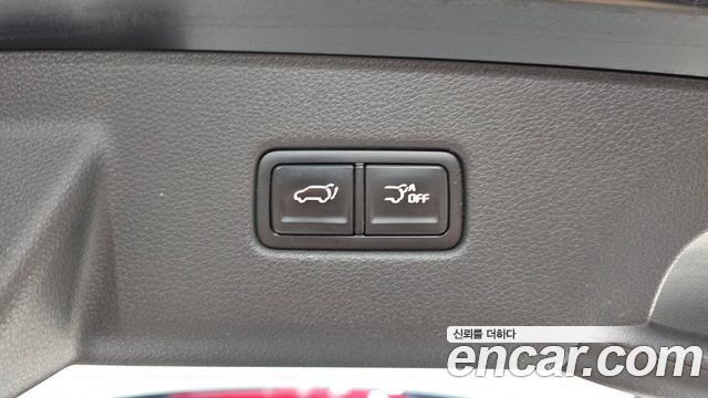 Kia Canival 2021 — photo 34